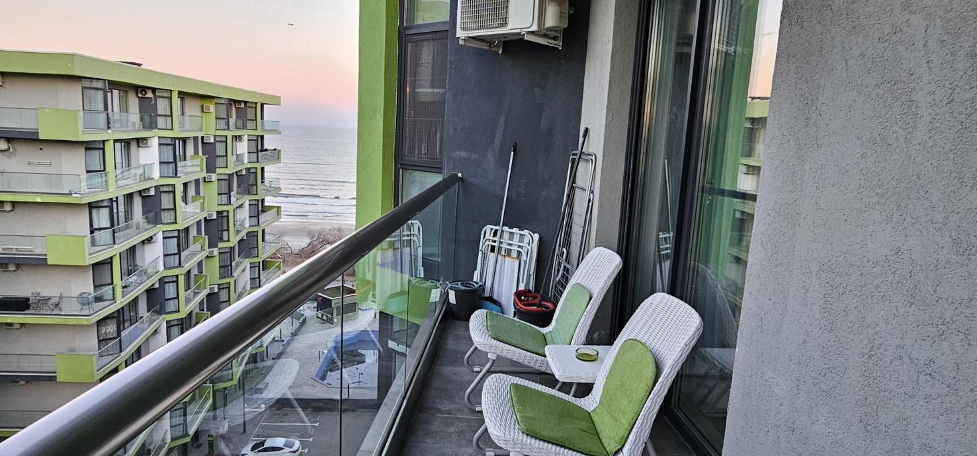 Năvodari Luxury Suite Alezzi Beach Apartment Piscina Incalzita Sauna Jacuzzi Parking מראה חיצוני תמונה